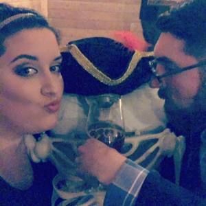 Meet your Posher, Cari